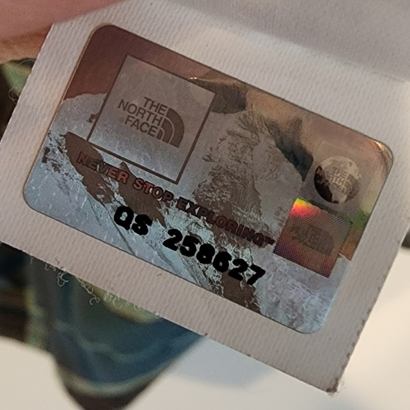 The North Face Men's Blue Plaid Short Sleeve Outdoor Hiking‎ Shirt Button Front - Picture 9 of 12